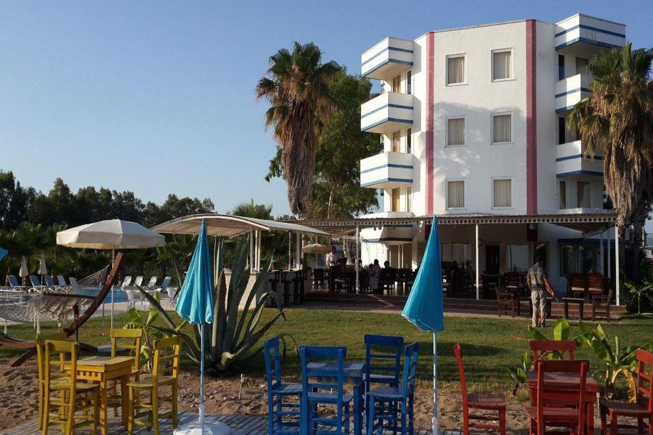 Skys Beach Hotel マナウガト エクステリア 写真