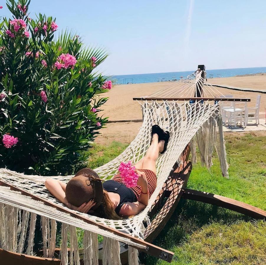 Skys Beach Hotel マナウガト エクステリア 写真