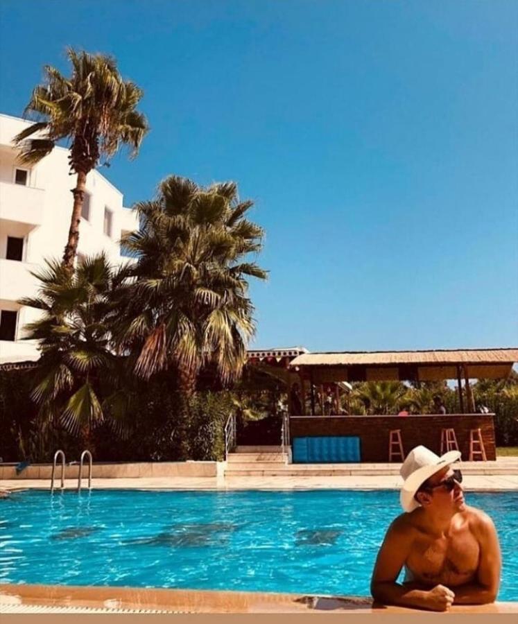 Skys Beach Hotel マナウガト エクステリア 写真