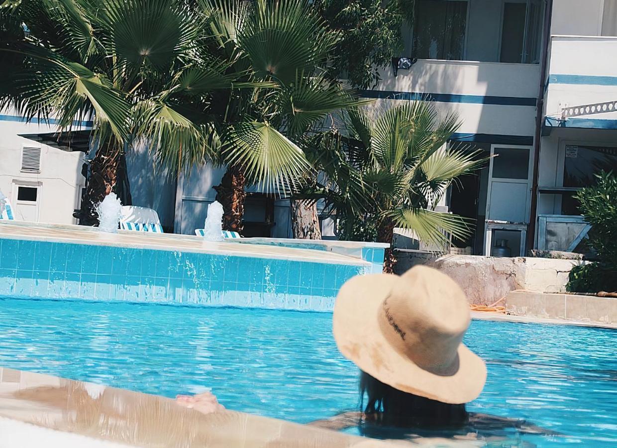 Skys Beach Hotel マナウガト エクステリア 写真