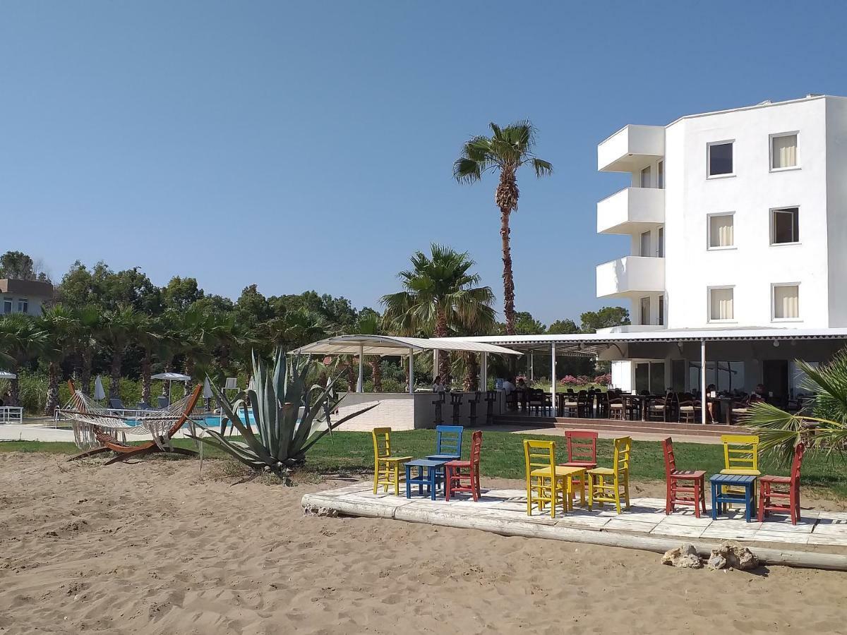 Skys Beach Hotel マナウガト エクステリア 写真